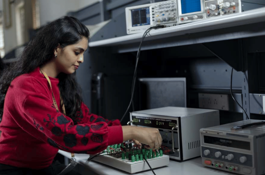 REVA University Bangalore Classrooms and Laboratory photo 20